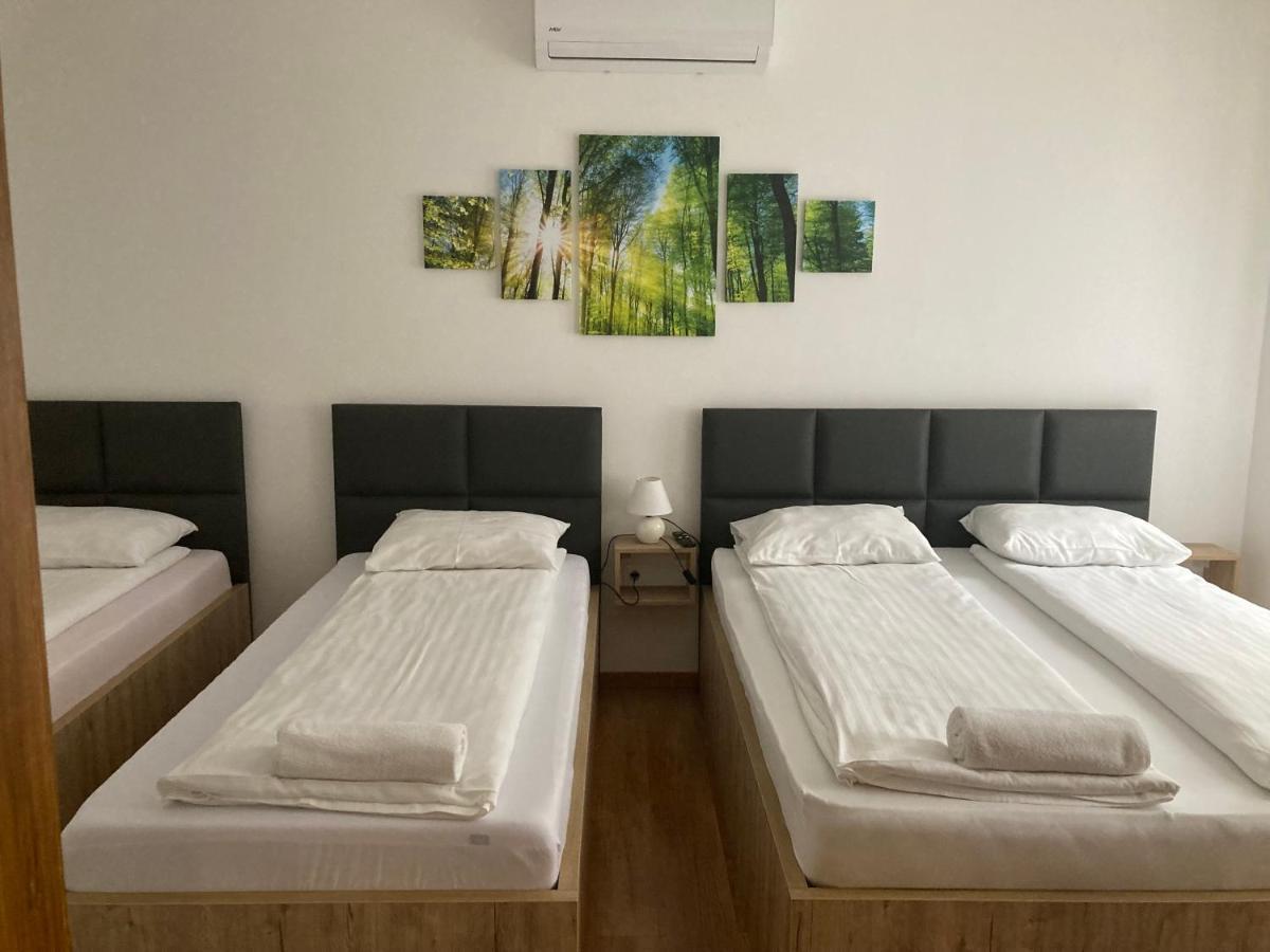 Bfg Apartman Apartment Егер Екстериор снимка